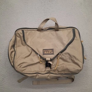 Mystery Ranch 3 Way 18 Expandable Briefcase Backpack Bag Beige Tan Hiking - Afbeelding 1 van 8