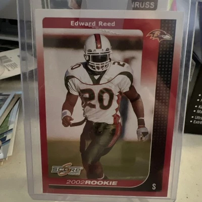 2002 Score - 2002 Rookie Ed Reed #324 (RC) Miami Baltimore Ravens  - Image 1 of 2