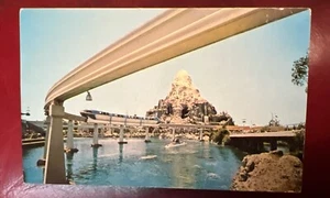 c1960's Disneyland Monorail & Submarine Lagoon Anaheim, Calif. Vintage Postcard - Picture 1 of 2