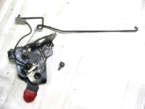 Briggs und Stratton 129612-0114-E1 Motorsteuerhalterung Montageteil 692618 - Bild 1 von 3