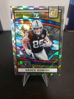Donruss Brock Bowers All Action Pros 2025 Holo Las Vegas Raiders AAP-BBO Foto 1 de 2