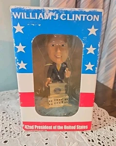 William J. Clinton PrimeSource Premier Club Bobblehead 42nd President - Bild 1 von 5