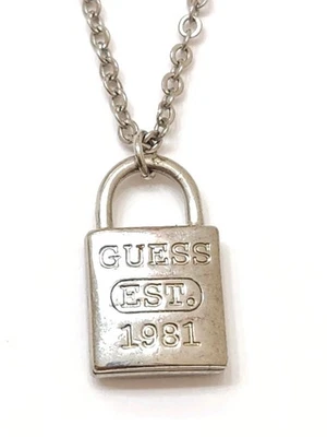 Collar de cadena Rolo colgante con candado firmado por GUESS de plata vintage 1981 para dama Foto 1 de 4