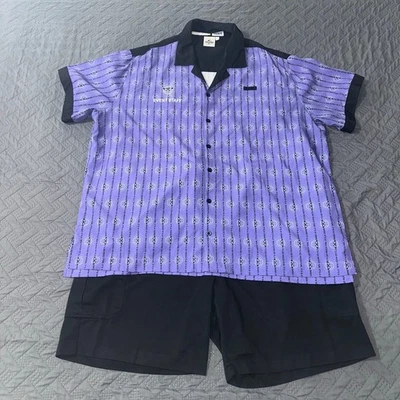 Universal Studios Despicable Me villano con 2023 uniforme de personal 2XL/pantalones 48 Foto 1 de 4