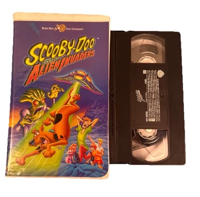 Scooby-Doo & Alien Invaders VHS 2000 Warner Bros Family Entertainment - Image 1 of 2