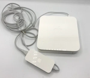 APPLE AIRPORT EXTREME BASE STATION A1408 WITH CABLES - Picture 1 of 5