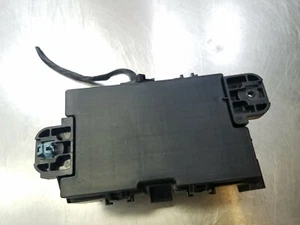 2019 OEM Buick Encore 13 14 15 16 17 18 19 REAR FUSE BOX RELAY PANEL 42680797 5A - Picture 1 of 6