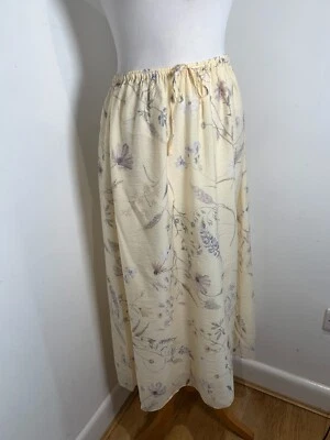 H&M floral A line midi skirt S 10 VGC pattern print lined cream summer pretty - Image 1 of 4
