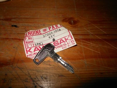 NOS OEM Kawasaki F5 KH100 G3SSE +++ Ignition MASTER Key Blank # 27008-1016 - Изображение 1 из 3