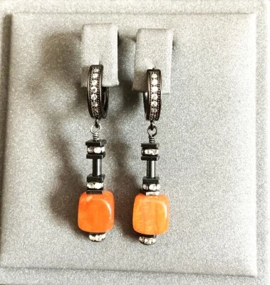 PENDIENTES CARNELIAN CUBE CZ PAVÉ 1.5" Foto 1 de 4