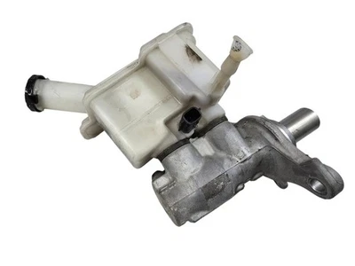 Cilindro maestro de freno compatible con 12-19 VERSA 610602 Foto 1 de 4