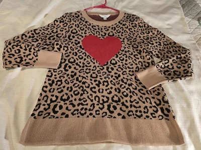 Suéter para mujer talla S Time & Tru estampado de leopardo corazón nuevo sin etiquetas Foto 1 de 4