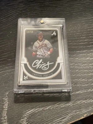 *SUPER RARE MISPRINT* 2018 Topps Museum Silver Framed Auto Chipper Jones - Image 1 of 2