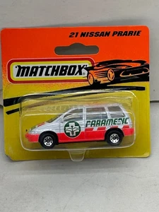 1993 MATCHBOX SUPERFAST #21 NISSAN PRAIRIE PARAMEDIC NEW ON CARD - Picture 1 of 3