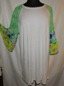 Pioneer Woman white dress with floral flared sleeves, Size XXXXL(24) - Picture 1 of 8