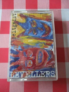 LEVELLERS ZEITGEIST 1995 CHINA RECORDS STUDIO ALBUM AUDIO CASSETTE ALBUM - Picture 1 of 6