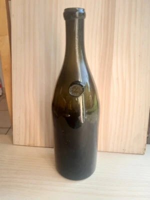 bouteille ancienne verre soufflé sceau P.F. BRACHET antique french sealed bottle - Photo 1/4