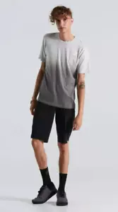 NEU MIT ETIKETT HERREN SPECIALIZED REVEL KURZARM T-SHIRT $ 40 M taubengrau Spray - Bild 1 von 5