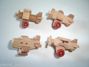 WOODEN MODEL AIRPLANES SET 1998 - KINDER SURPRISE VINTAGE TOYS MINIATURES - Picture 1 of 1