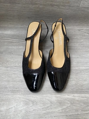 Zapatos Chanel negros para mujer talla 39 Foto 1 de 4