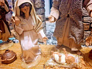 Kirkland Signature Nativity Set Mary Figurine Only Retired #224739 RARE - Picture 1 of 4