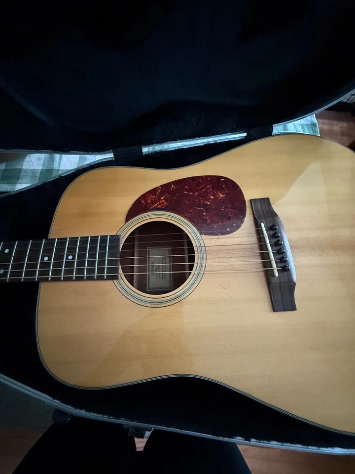 Sigma Acoustic Guitar SD-18.  - Image 1 of 3