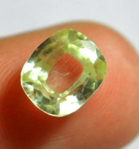 6,00 cts Splendido zaffiro giallo canarino taglio smeraldo naturale VVS1 (Sri Lanka) - Foto 1 di 4