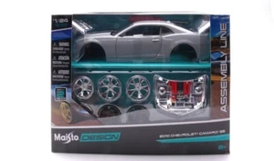 Coche Maisto CHEVROLET CAMARO SS 2010 GRIS Escala 1:24 - Imagen 1 de 1
