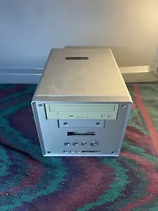 Mini PC de escritorio retro para juegos Shuttle XPC SB61G2 - Imagen 1 de 13