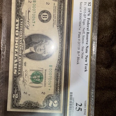 $2 1976 Federal Reserve Note New York Star Note #00070047 VF25 - Image 1 of 4