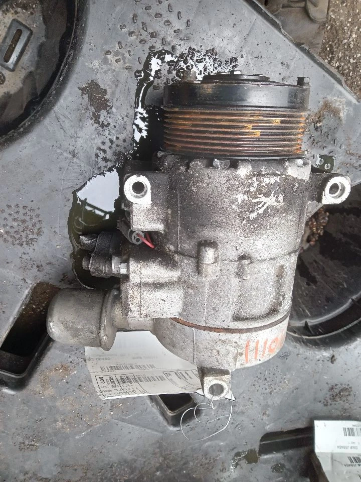 Used A/C Compressor fits: 2007 Dodge Sprinter 2500 3.0L diesel w/o heavy duty re Foto 1 de 4