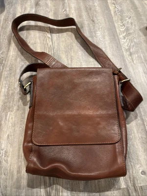 Vintage Vera Pelle CrossBody Bag Brown Leather Flap & Zipper Pocket NICE! - Image 1 of 4