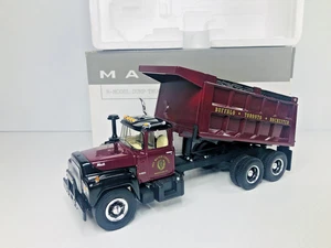 FIRST GEAR 1999 MACK R-MODEL DUMP TRUCK 1:34 OVP KOMPLETT MIT ZUBEHÖR - Bild 1 von 13