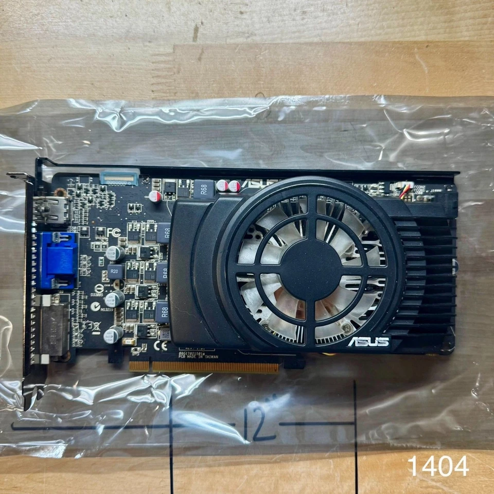 ASUS CuCore Radeon HD 5770 1GB DDR5 Graphics Card - Image 1 of 4