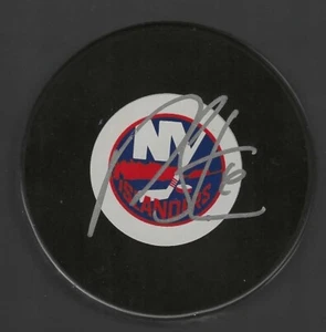 Ryan Strome Signed New York Islanders Puck Edmonton Oilers - Picture 1 of 1