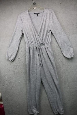 Mono gris para mujer Derek Heart - talla grande, manga larga abullonada Foto 1 de 4