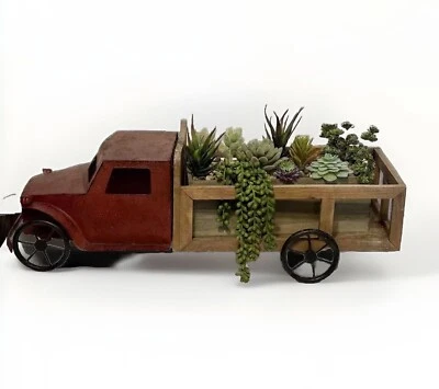 Vintage Retro Country Farm Truck Folk Art Planter (G) - Image 1 of 4