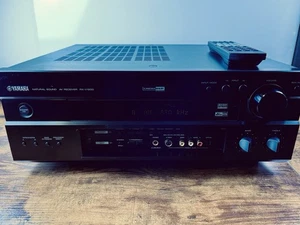 Yamaha RX-V1200 Sonido Natural 6.1 Canales Home Theater Receptor y Paquete Remoto - Imagen 1 de 16