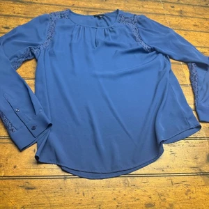 Blusa The Limited Azul Borde de Encaje Manga Larga Cuello Cerradura Top Talla L - Imagen 1 de 7