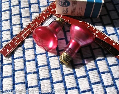 BOX of 2 NEW SUPRISE PINK FLOOD 25w LIGHT BULB 25R20 DURO-TEST 25 watt R20 USA - Image 1 of 4