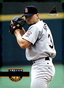 1994 Pinnacle #272 Trevor Hoffman - Picture 1 of 2