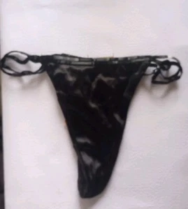 Vtg NEW WT Rare 2001 Small Victoria's Sct Y2K Satin V2 String Thong Sequin Black - Picture 1 of 8