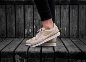 Nike Classic Cortez SE 902856 900 Blur/Bio Beige/Light Orewood Brown Wmn Sz 6.5 - Picture 1 of 12