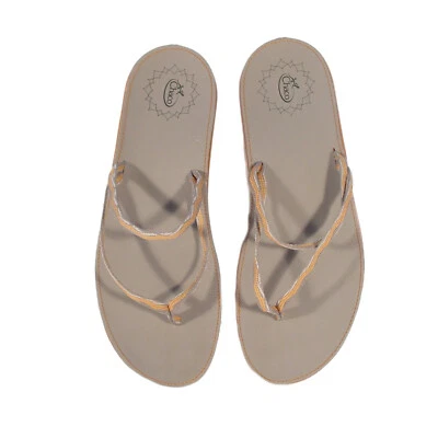 Sandalias CHACO Abbey $70 Gris/Naranja Chanclas Tanga Para Mujer 11 - NUEVAS Foto 1 de 4
