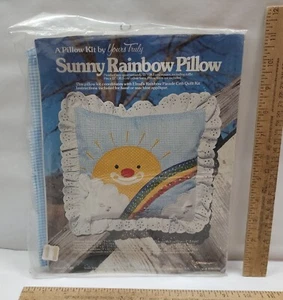 SUNNY RAINBOW PILLOW - A Pillow Kit by Yours Truly - Product No. 1309 - Picture 1 of 7
