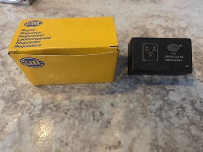 NOS Hella Alternator Regulator 5 DR 004 243-041  14V - Image 1 of 4