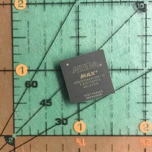 Altera / Intel Programmable Logic MAX 7000A BGA 10ns EPM7512AEFC256-10  - Picture 1 of 5