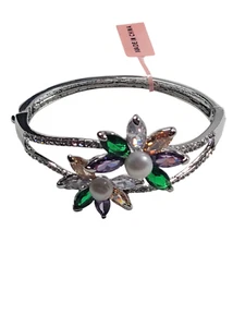 Silver Tone Metal Rhinestone Bracelet Floral Design Women's Girl's - Picture 1 of 6