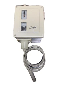 Danfoss Type RT 106 Temperature Switch - Picture 1 of 4