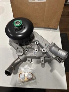 New GM 88894290 Water Pump 2003-06 Hummer H2 SSR 1999-2006 Silverado 89018166 - Picture 1 of 12